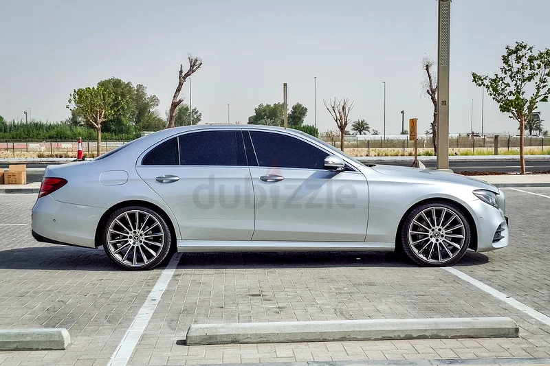 AED 1520/month | 2018 Mercedes-Benz E-Class E 300 | GCC Specs | Ref#33727263142581078275112