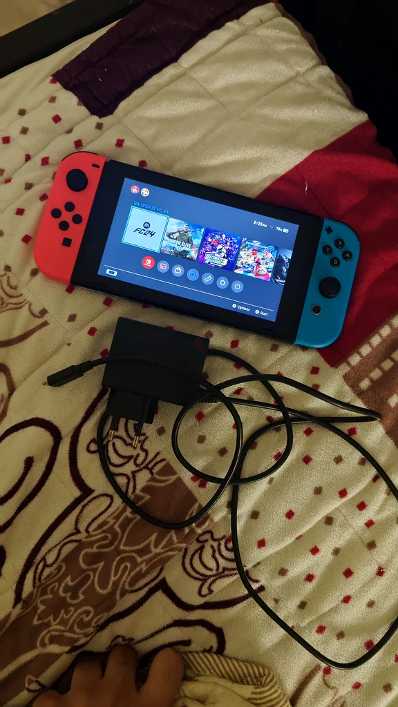 سويتش نينتندو معدل مع شاحن وبطاقة ذاكرة 128 جيجابايت632307055285771128