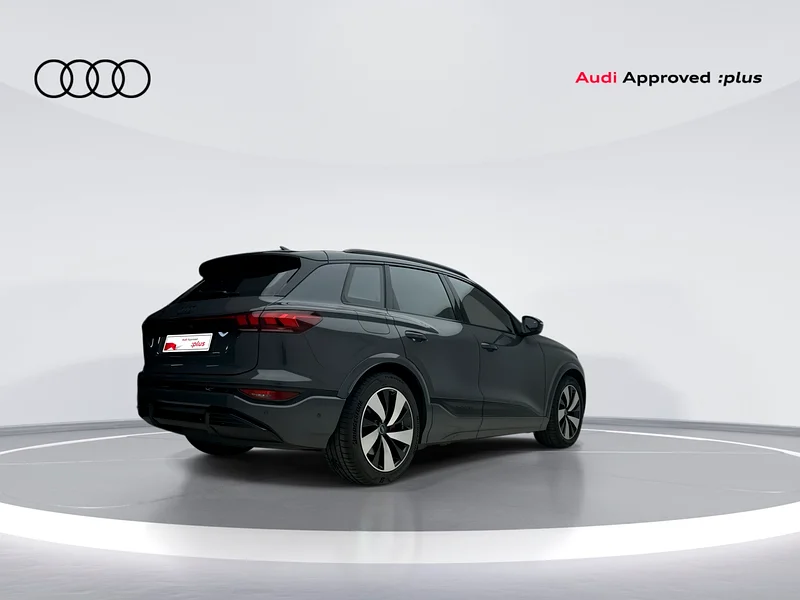 Q6 E-Tron Quattro SUV Progress Black (388hp)63168971534083113