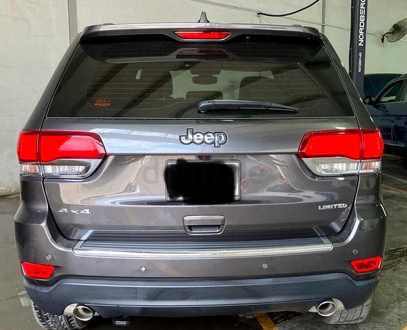 جيب جراند تشيروكى ليميتد مع سجل صيانة كامل من جيب، بحالة ممتازة63172197352322112