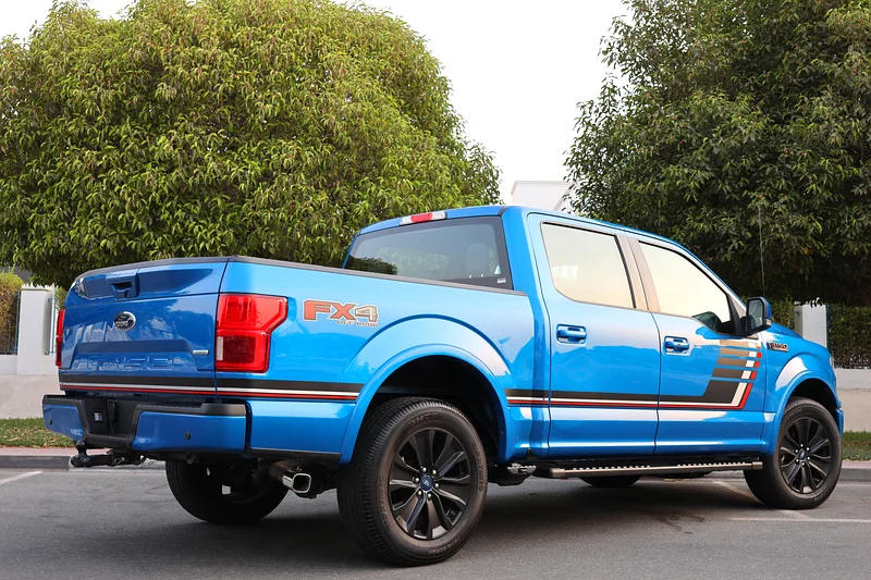 FORD F-150 LARIAT ( FX4 OFF ROAD ) - GCC SPECS - UNDER WARRANTY / SERVICE FROM AGENCY -63156041344129113