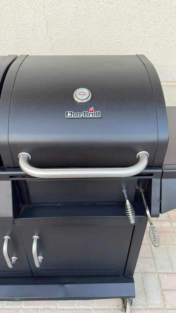 Gas and charcoal grill with delivery63252948280835112