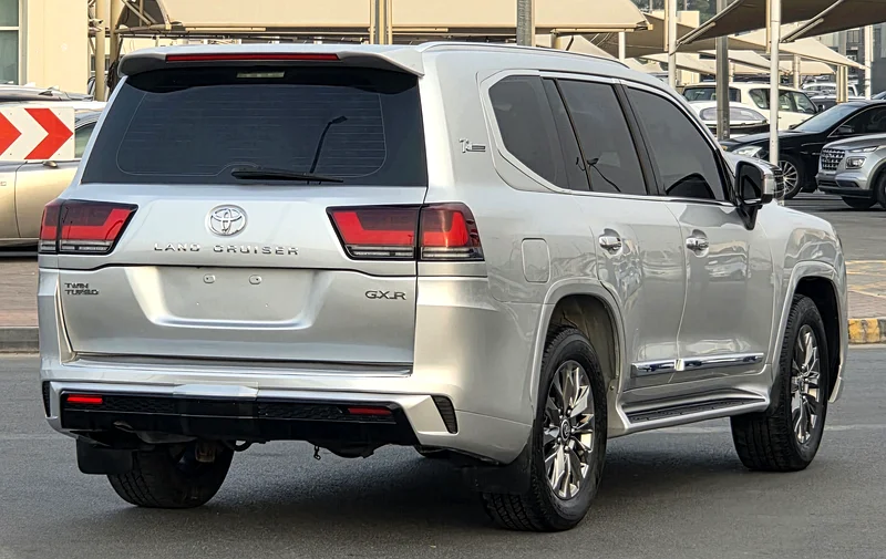 Toyota Land Cruiser V8 Model 2009 Upgrade 2024 Full Options Very Clean Condition63157883298306113
