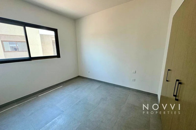 4 BR بلس خادمة | صف واحد | جديد بالكامل63291232922753114