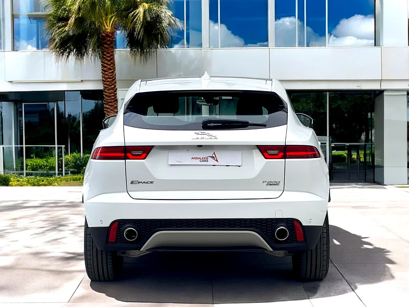 AED 1,350 PM | JAGUAR E-PACE 2.0 TC I4 | MINT CONDITION | GCC | FUEL ECONOMICAL63222310328193113