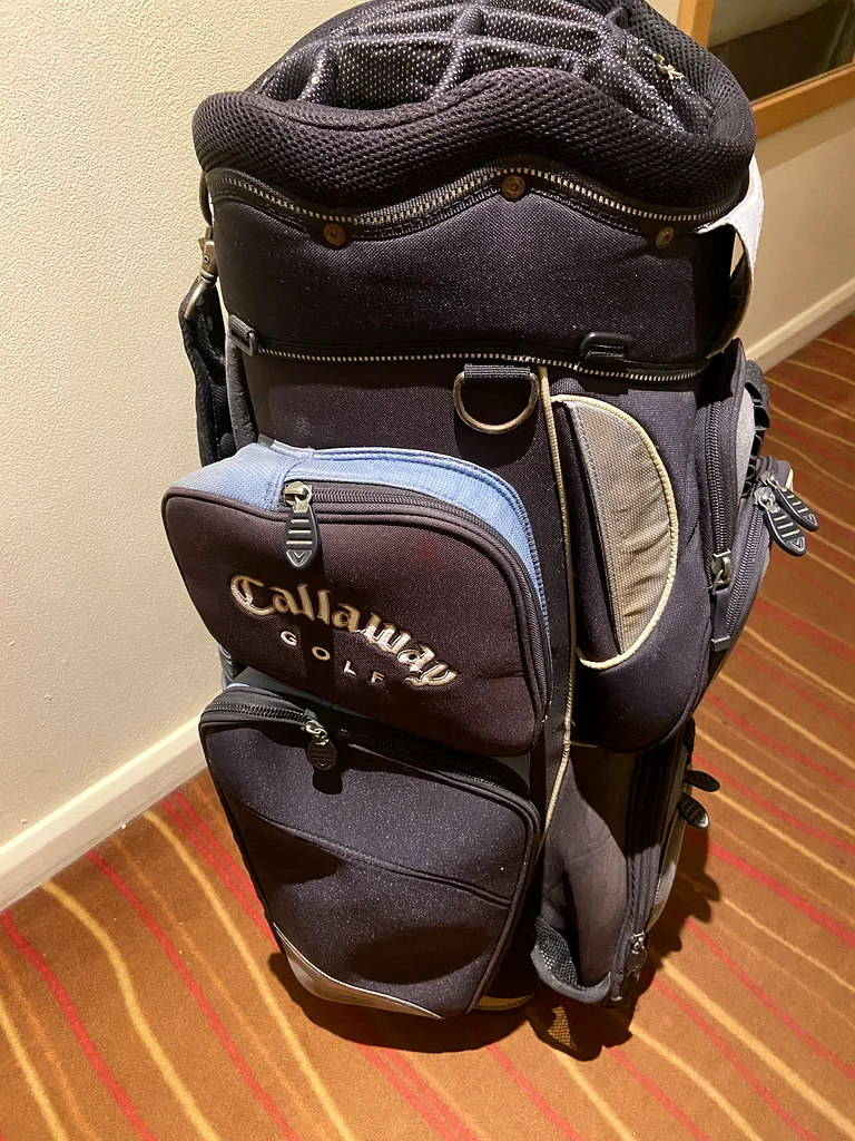 Used golf bag63246244569346112
