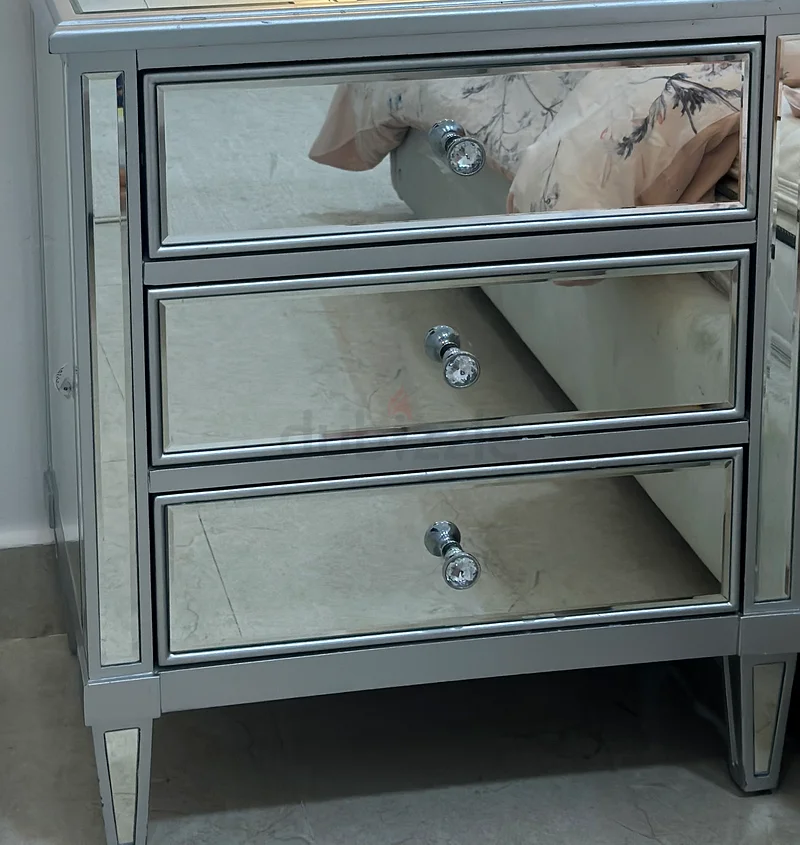 Dresser63189121470977111