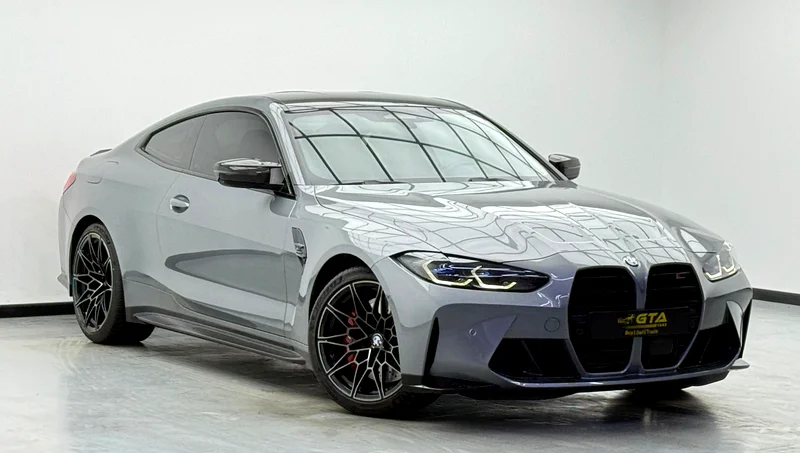 سيارة BMW M4 Competition M xDrive لعام 2022، مع طلاء واقي كامل (PPF)، وضمان الخدمة من الوكالة حتى عام 2027، وسجل صيانة من الوكالة، مناسبة لدول مجلس التعاون الخليجي63230141842178112