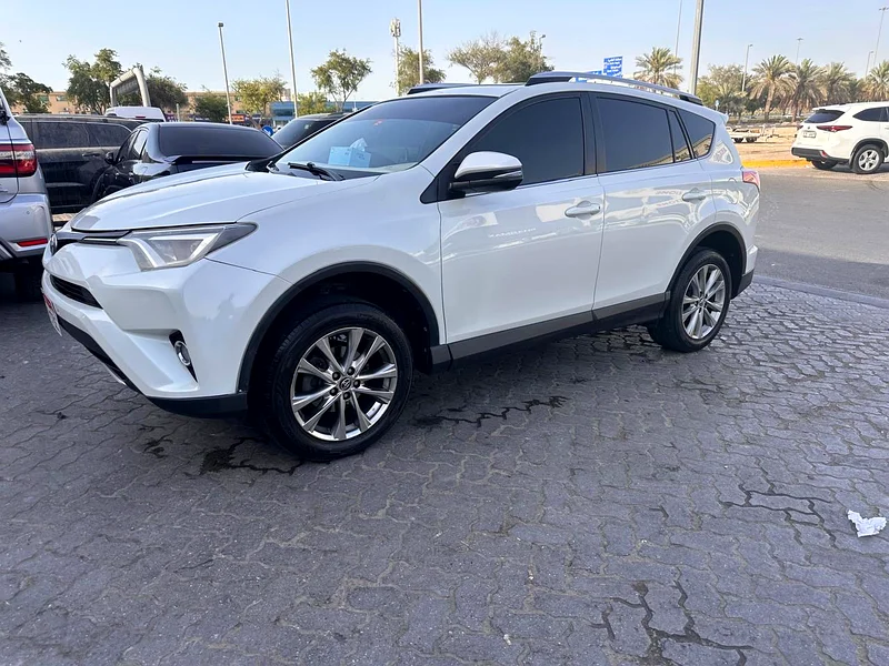 Toyota RAV 4 2016 GCC SPECS LADY DRIVEN63147688387587113