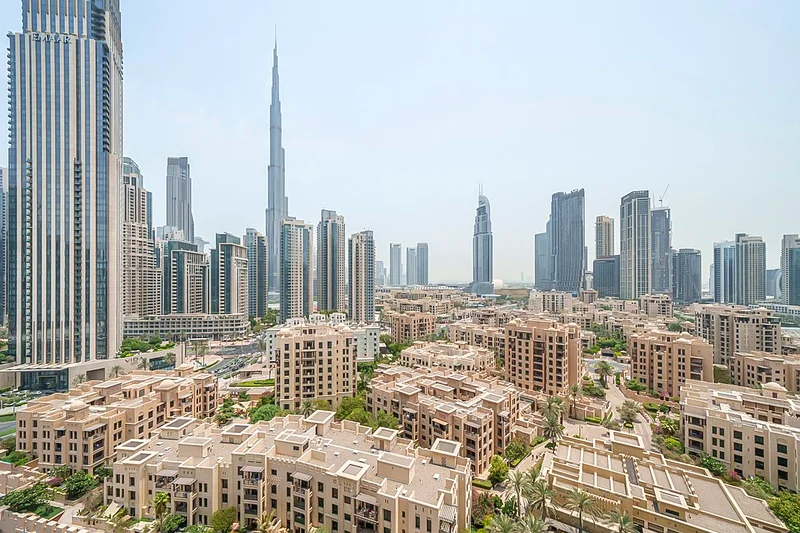 Burj View | 3 Bedrooms | Maids Room | Spacious63771015873026112