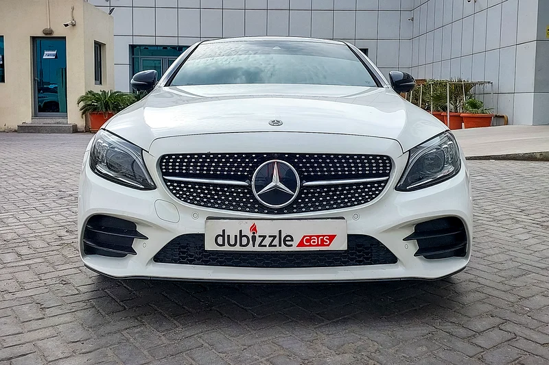 AED 1444/month | 2019 Mercedes-Benz C-Class C300 Coupe | GCC Specs | Ref#29388063162927936387111