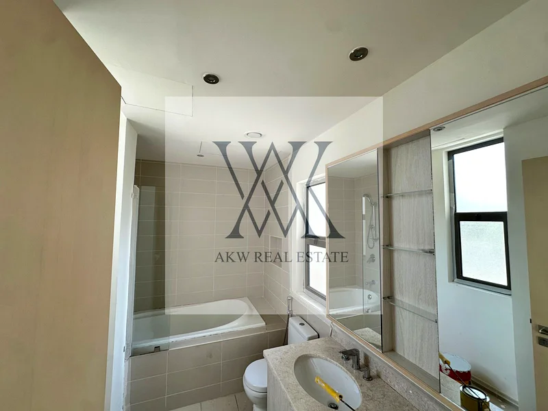 INDEPENDENT VILLA | 3BR + MAIDS+STUDY | VACANT | END UNIT63165699334530113