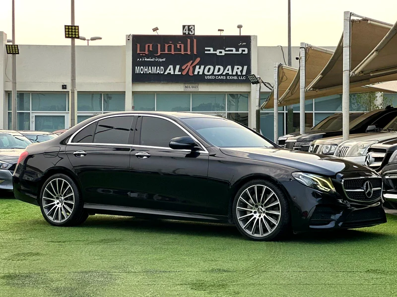 (2017)MERCEDES BENZ//E300//AMG//FULL OPTION//ORIGINAL PAINT//EXCELLENT CONDITION//63143048240257111