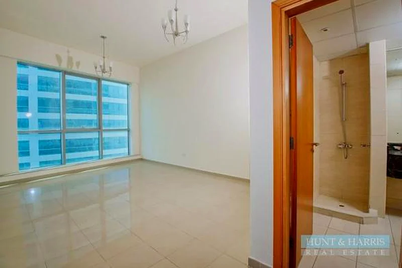 Spacious 2 Bedroom  for Sale in Julphar Tower - Stunning Views63856099845635112