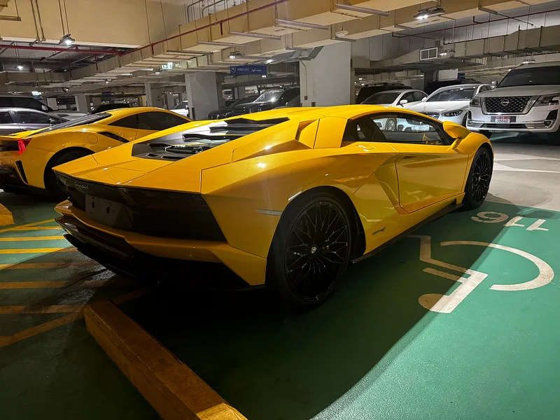 Lamborghini Aventador S 2018 7,000kms63154165773571113