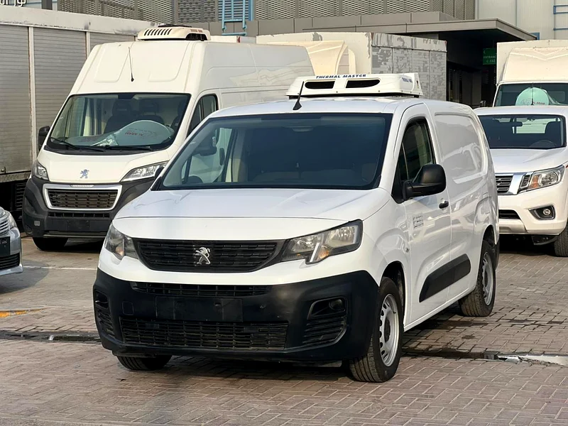 2022 | Peugeot Partner | Chiller | Manual | Ref#78463221302774017112