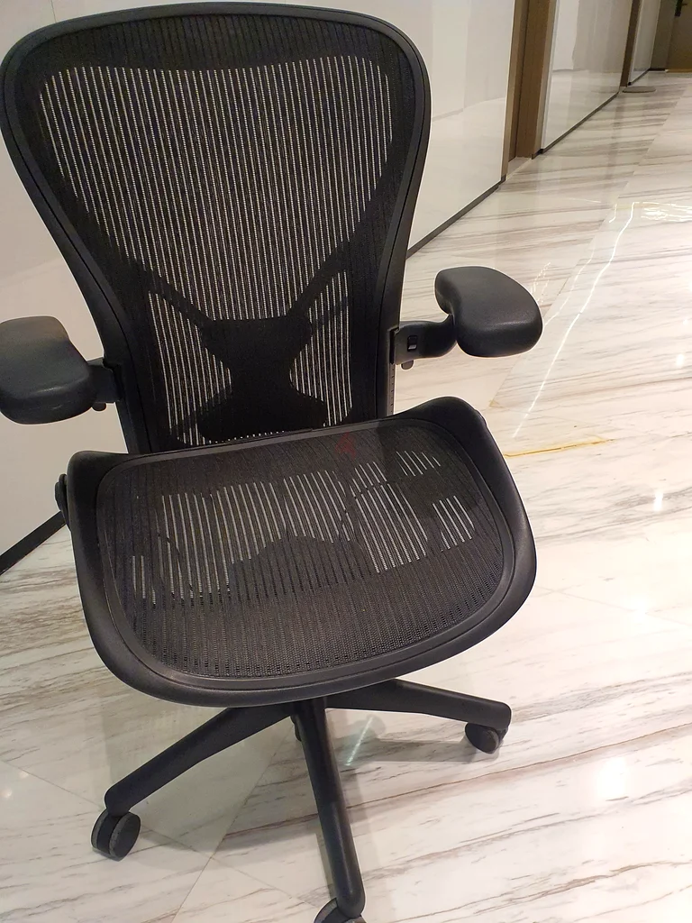 Herman Miller Areon Classic Chairs For Sell63217326717698111