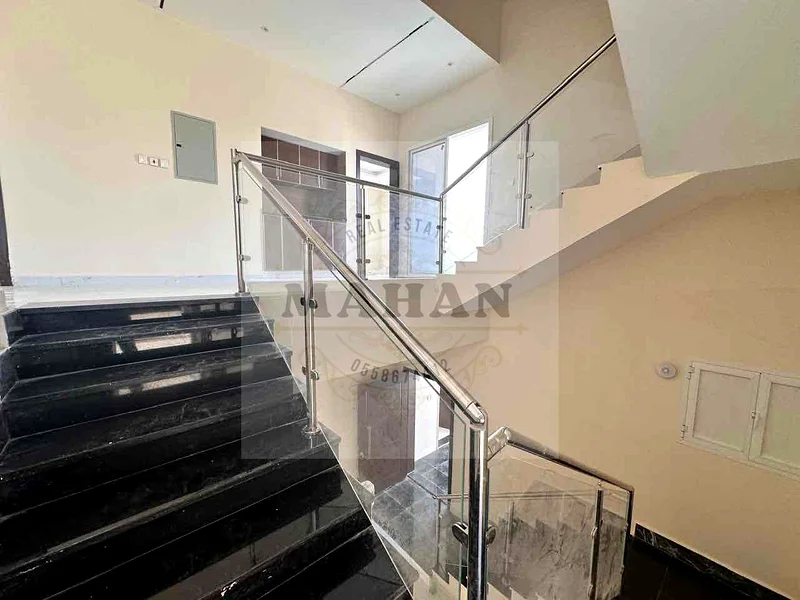 🏡 فيلا حديثة للبيع في الروضة 2 | 5 غرف نوم + سطح63170848491011114