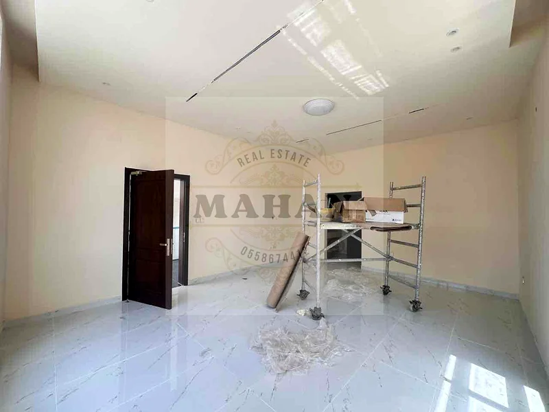 🏡 فيلا حديثة للبيع في الروضة 2 | 5 غرف نوم + سطح63170848491011113