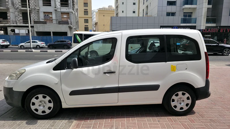 Peugeot Partner 2014 Tepee, Gulf spec, Manual gear, Good Condition63221302696322111
