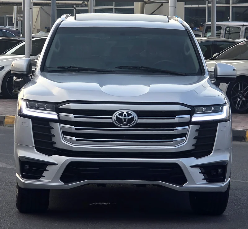Toyota Land Cruiser V8 Model 2009 Upgrade 2024 Full Options Very Clean Condition63157883298306112