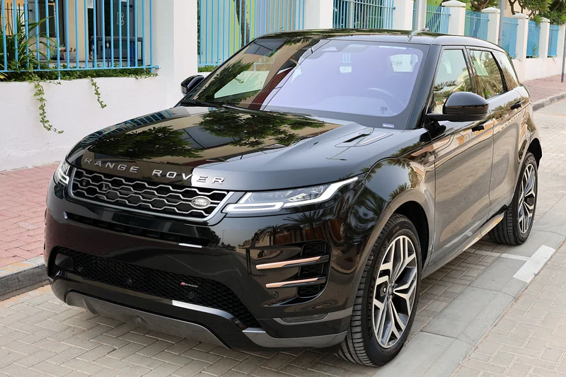 Range Rover HSE R-Dynamic P200-2022-42000KM-UNDER WARRANTY-GCC SPECS63159256270849114
