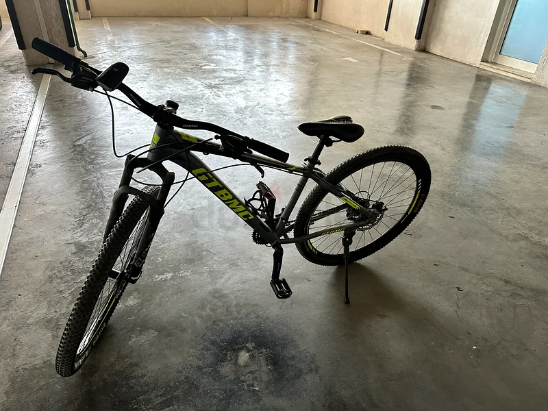 26in Bicycle with gear in excellent condition63201169935875111