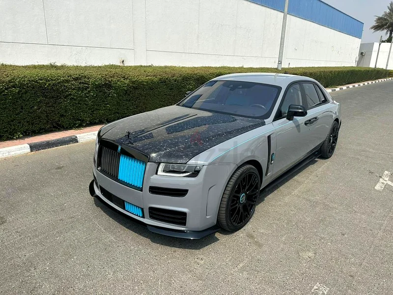رولز رويس غوست بلاك بادج63173844465411112