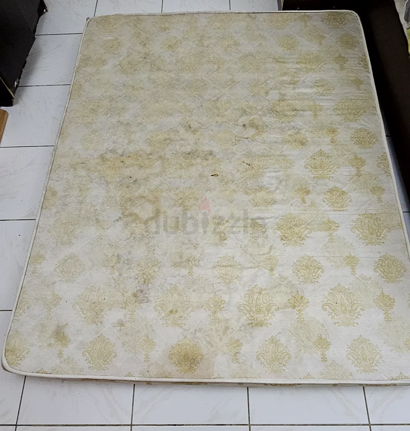 Used Mattress - Great Comfort with Vintage Pattern63216355709697110