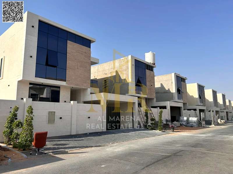 A villa directly from the owner, with personalized finishes, located on a main street, close to all amenities. Freehold ownership available to all nationalities and without a down payment.63250260642561113