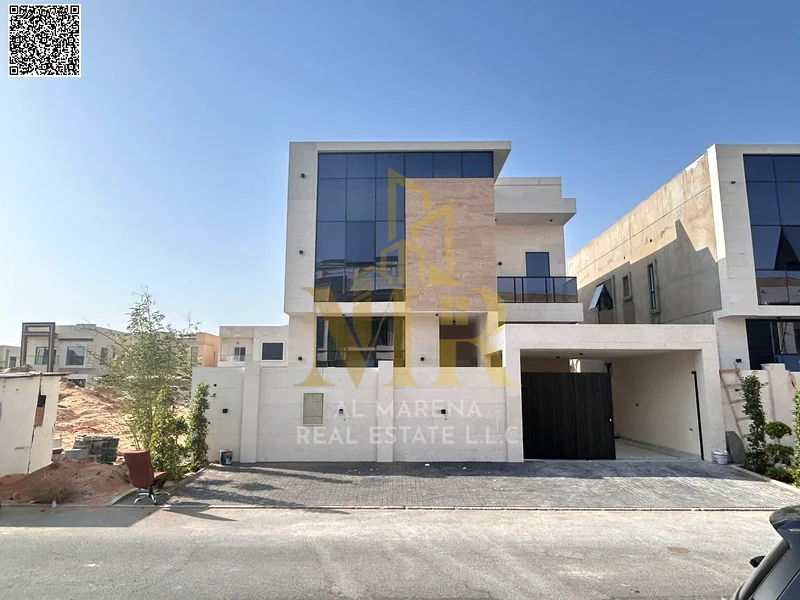 A villa directly from the owner, with personalized finishes, located on a main street, close to all amenities. Freehold ownership available to all nationalities and without a down payment.63250260642561111