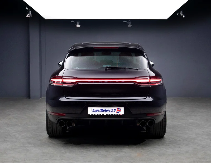 SUMMER PRIVÉ OFFER • 3,350x60 • 0% DP • 2021 Porsche Macan • Porsche Warranty • GCC63150479353603113