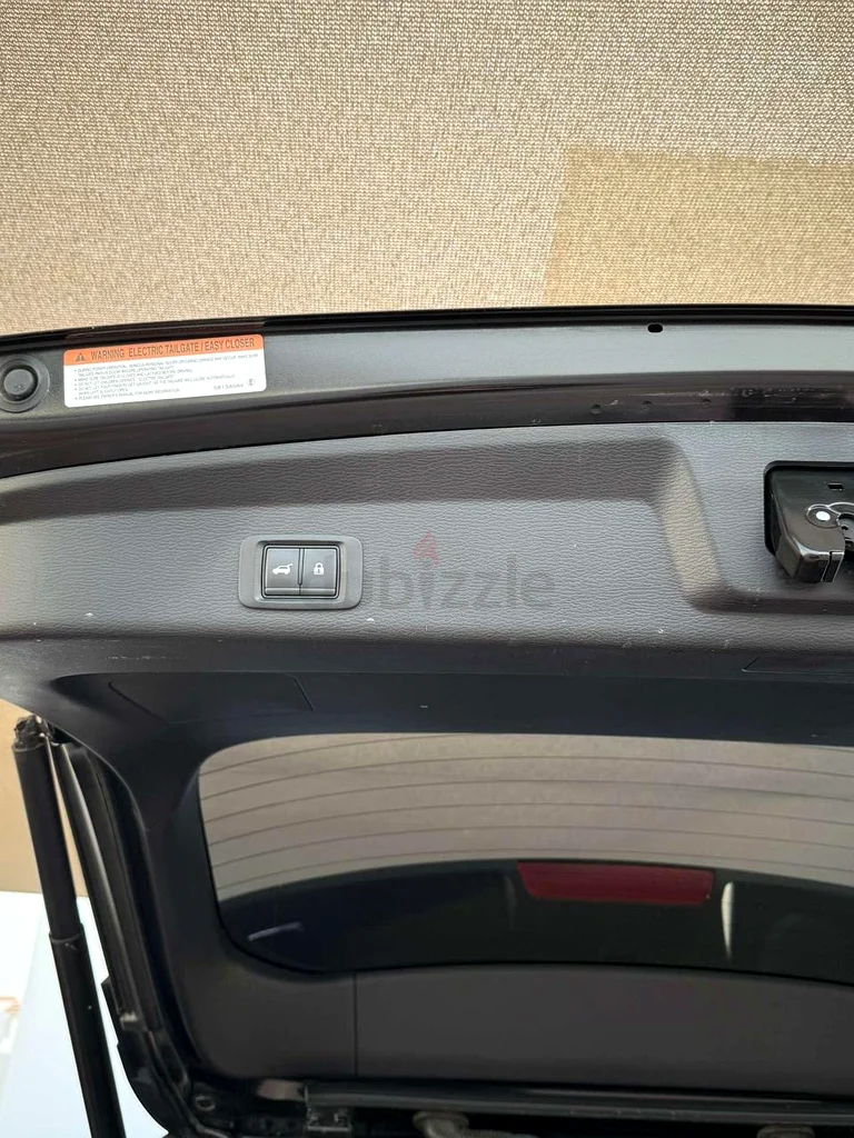MITSUBISHI OUTLANDER63223816873857111