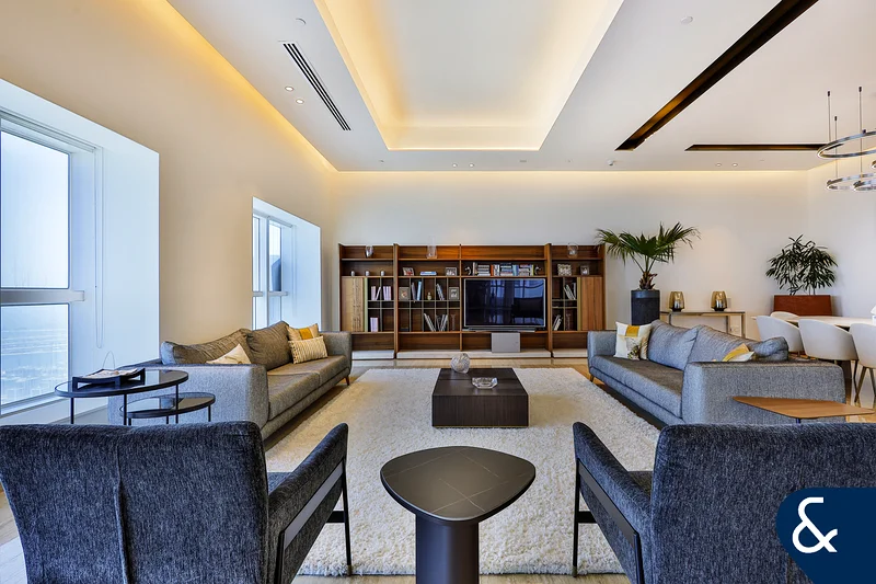 4 Bed | Upgraded | Penthouse | Private Pool63776933864706113
