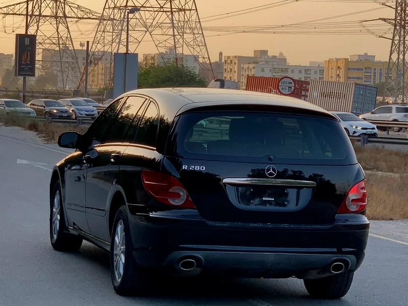 مرسيدس بنز R28063165225736578113