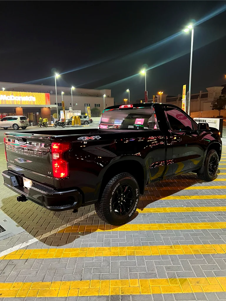Chevrolet Silverado LT / GCC / under warranty and service until 202763153226682370113