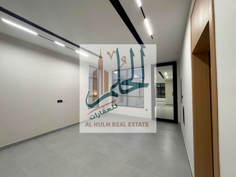 🏡 Luxury Villa for Sale in Al Yasmeen – Ajman 🌟  
✨ Premium Finishing – Prime Location – Smart Investment!  
📍 Location: Al Yasmeen – Ajman63250807186818114