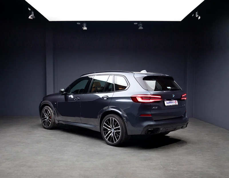 SUMMER PRIVÉ OFFER • 5,295x60 • 0% DP • 2023 BMW X5 40i M-Sport • BMW Warranty + Service • GCC63156993733890112
