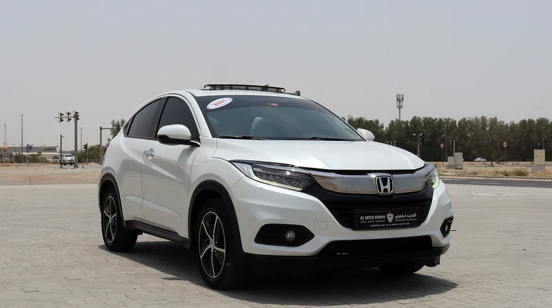 سيارة هوندا HR-V خليجية، بحالة ممتازة، وبدون حوادث، ومسافتها 88000 كيلومتر، وسعرها 55000 درهم، وبمحرك 1800 سي سي.631743078037771124