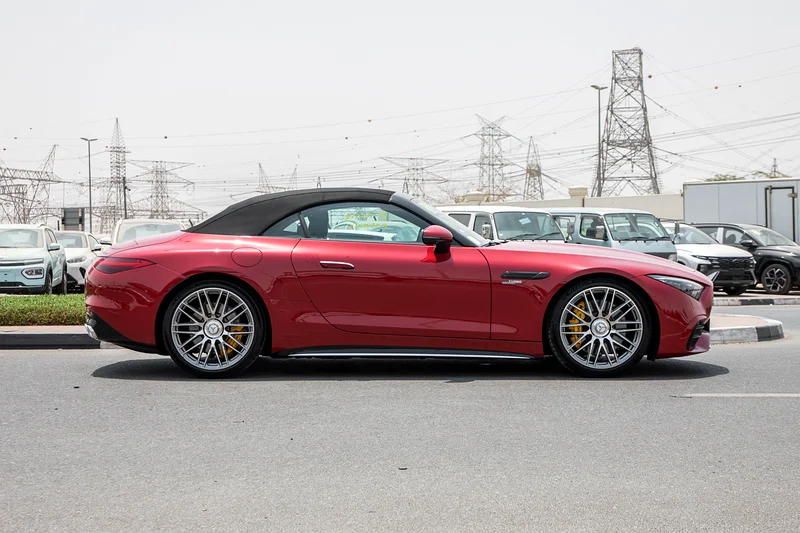 2024 Mercedes-Benz SL43 AMG – Red | Only 9,000 KM |63231640502787114