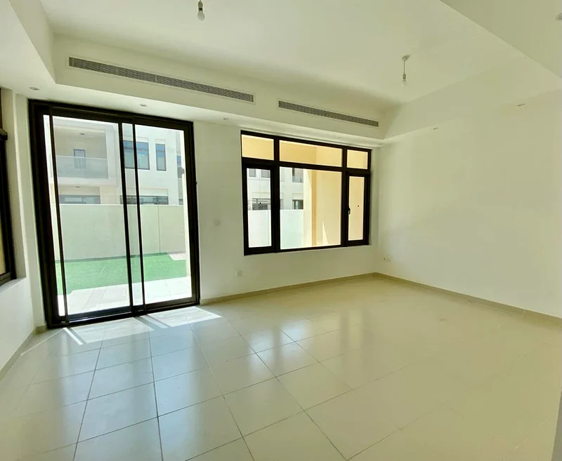 03 BEDROOMS PLUS MAIDS | FOR RENT | AVAILABLE FOR VIEWING63165699176195111
