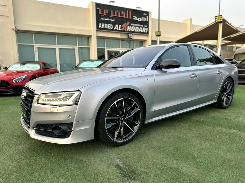(2016) AUDI S8+ //EXCLUSIVE// GCC FULL OPTION - EXCELLENT CONDITION-63227251225602111