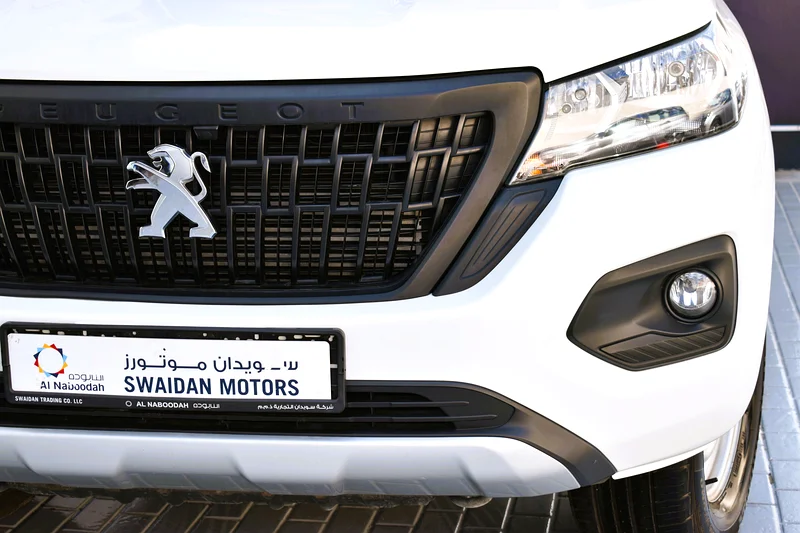 Peugeot Landtrek 2.4 – Double Cab
Only AED 1,069/month | Agency Warranty63134988198914111
