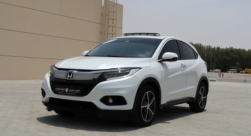 سيارة هوندا HR-V خليجية، بحالة ممتازة، وبدون حوادث، ومسافتها 88000 كيلومتر، وسعرها 55000 درهم، وبمحرك 1800 سي سي.63174307803777112
