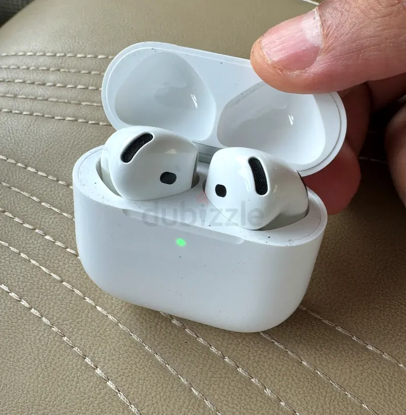 Airpods 4 with active noise cancellation-used one time only