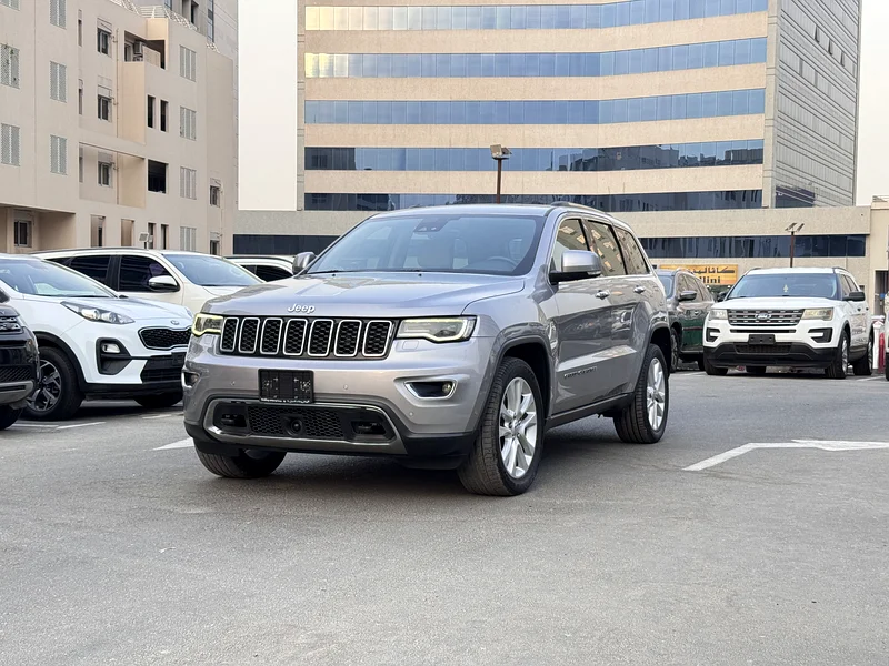 JEEP GRAND CHEROKEE LIMITED , 4X4, FULLY LOADED GCC SPEC, 0% DOWN PAYMENT LOAN, EXCELLENT CONDITION63231636222849112
