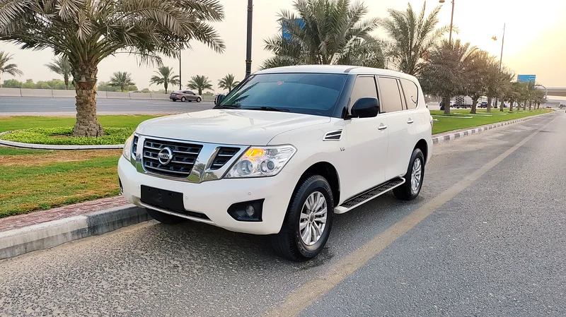 NISSAN PATROL 2019 GCC LE BIG ENGINE ORIGINAL PAINTE AND ORIGINAL KILOMETER VERY CLEAN CAR GOOD63156990226562112