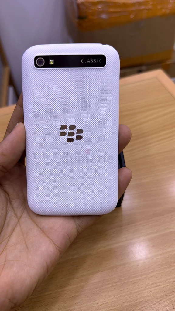 Blackberry Classic - Vintage Charm, Modern Performance!63262930645763111