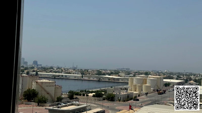 منظر جزئي على البحر، شقة من غرفة نوم واحدة مع موقف سيارات متاح للبيع في أبراج عجمان بيرل، عجمان63170399754881111