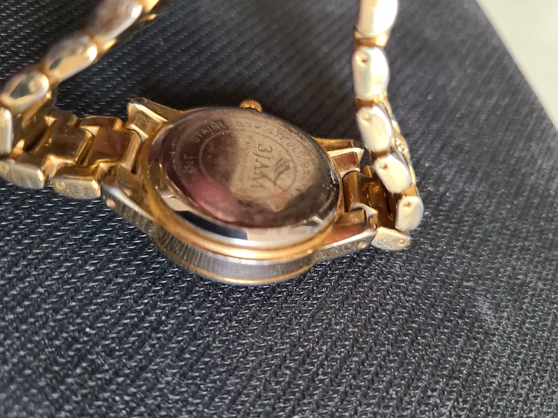 Elegant Gold Bracelet Watch with Crystals, 3JAM63242171621377113